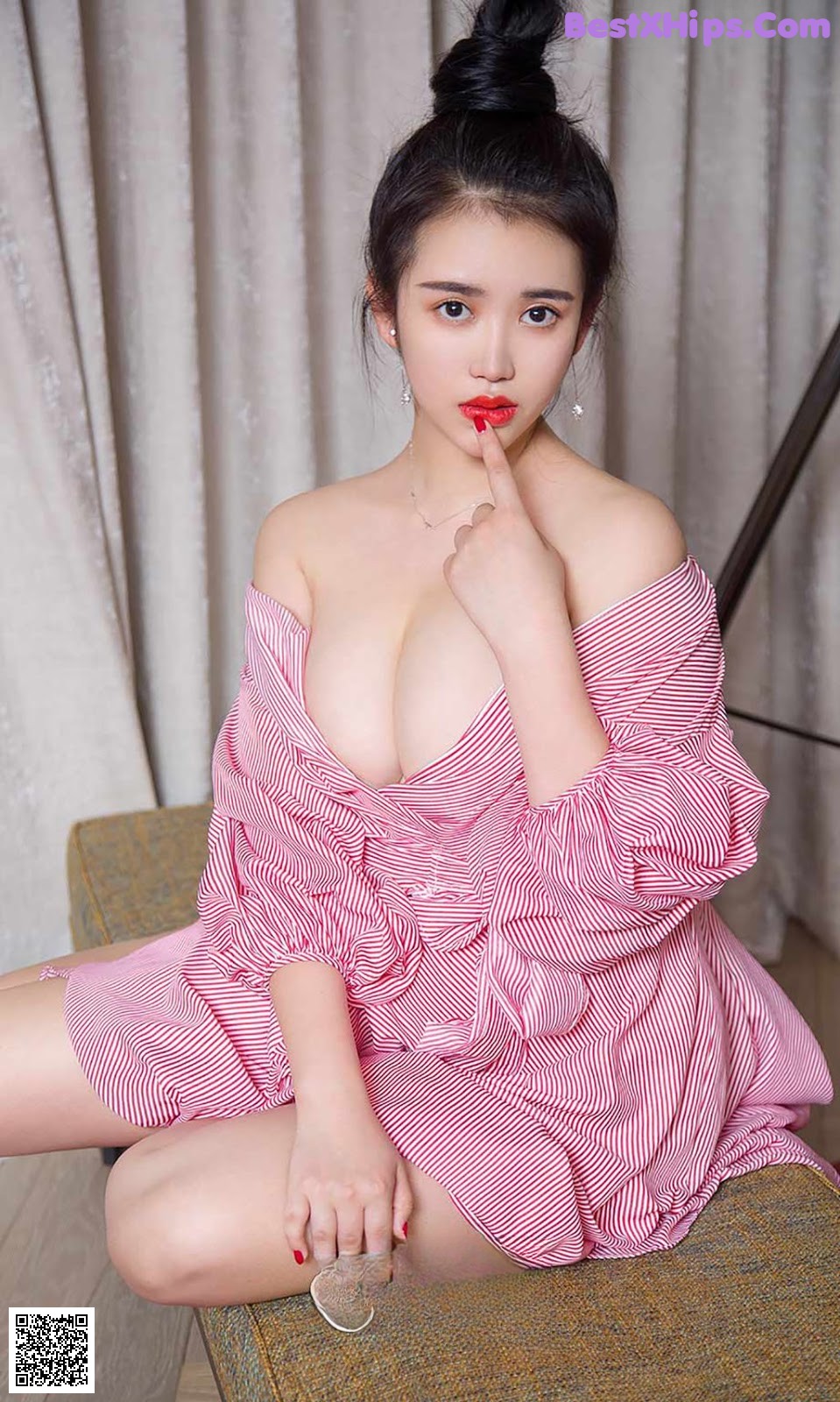 View - UGIRLS - Ai You Wu App No.784: Model Xue Wan (薛 婉) (40 photos) - Immersive Japanese Anime Art Collection - High-Quality Visual Experience | ArtXGirl.Com